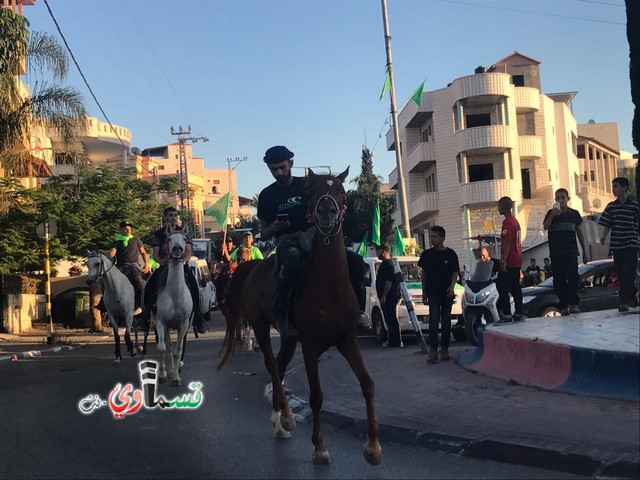 فيديو : الخياله القسماوية تجوب شوارع المدينة في مسيرة احتفالية بقدوم شهر رمضان المبارك 